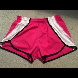 Under Armour Women’s Shorts - Medium